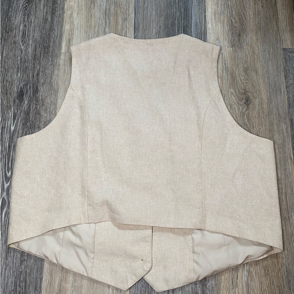 Old Navy Beige Women's Vest - Picture 5 of 6